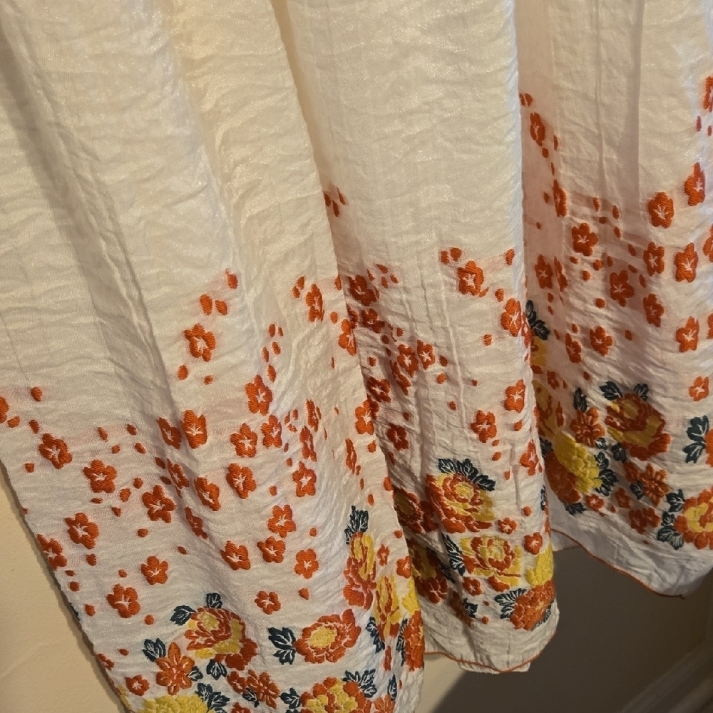 Max Edition Ivory Floral Midi Dress. Stunning Embroidery! - Picture 6 of 9